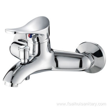 Single Handle Chrome Color Bathtub Faucet for Europe